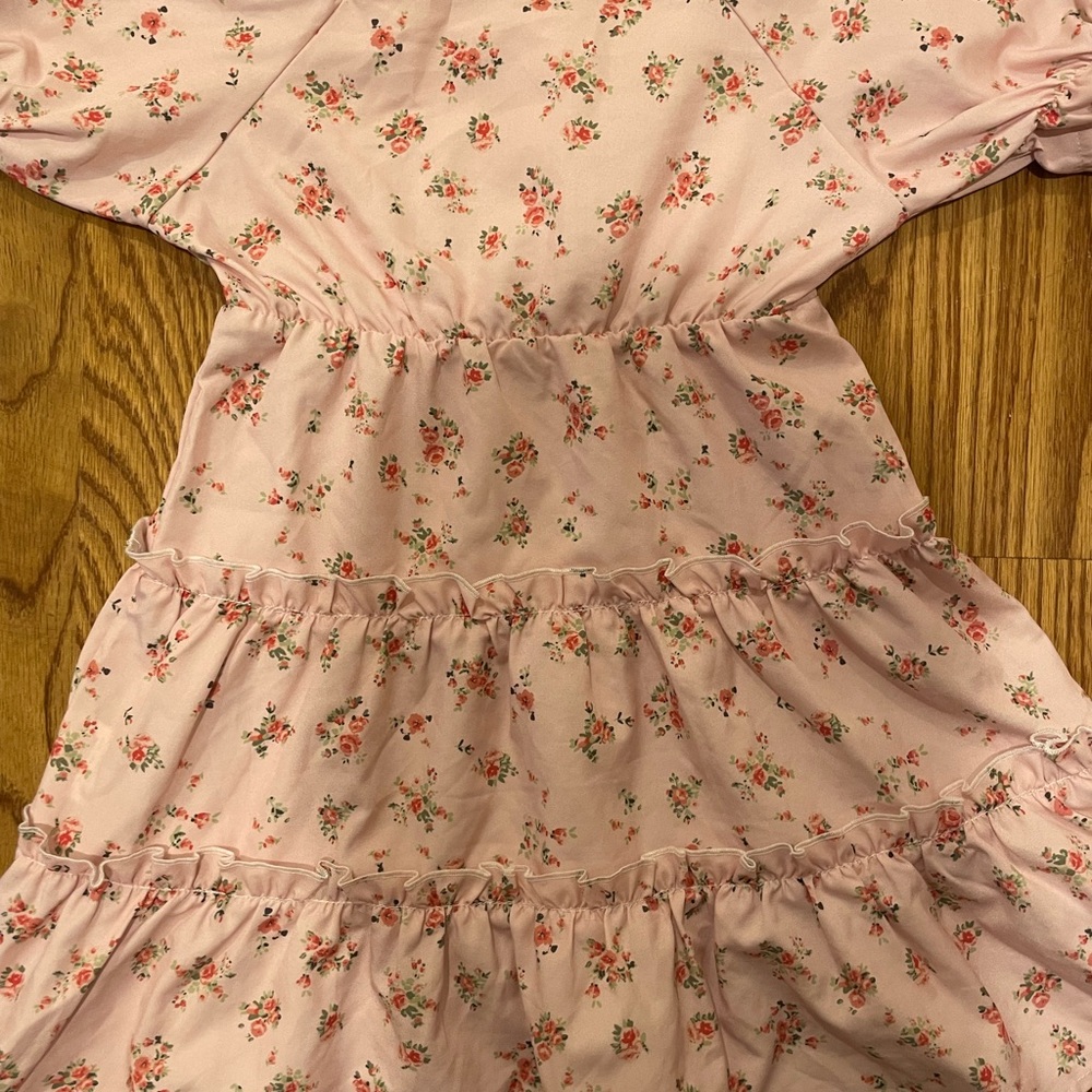 Floral girl hem dress - Picture 3 of 4